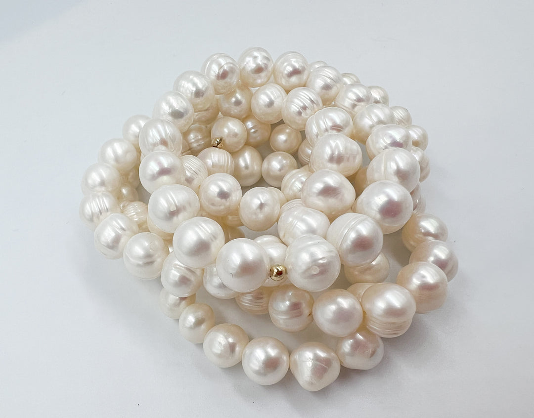 Glow Getter Large Pearl Bracelet