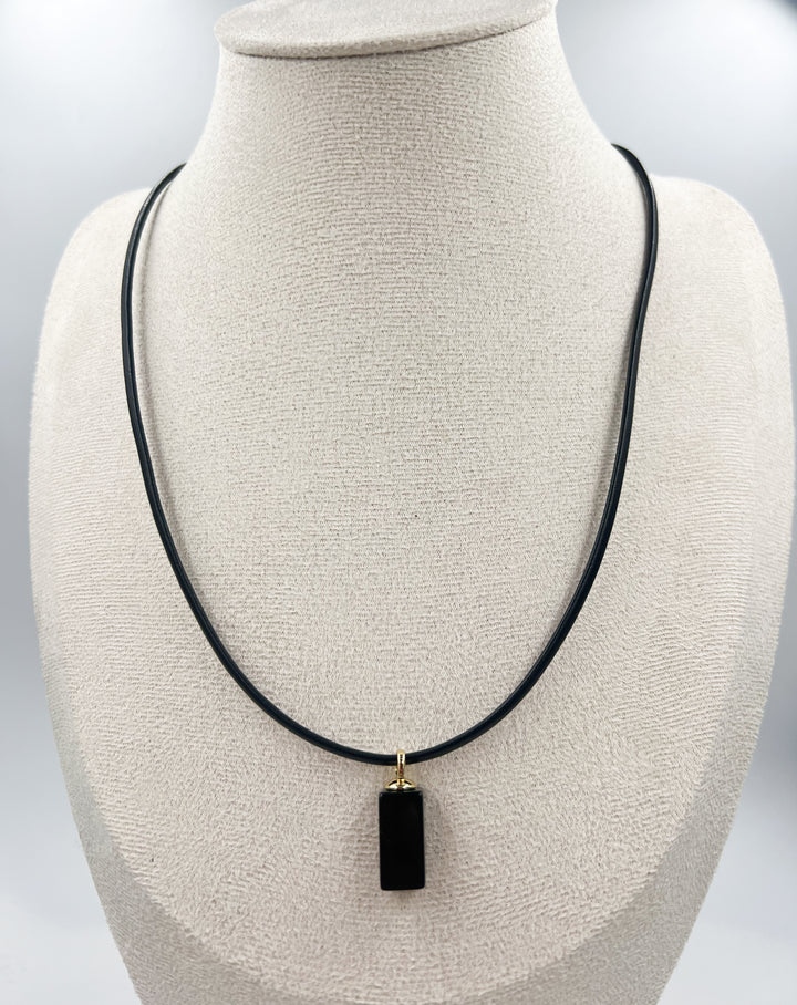 Midnight Line Necklace