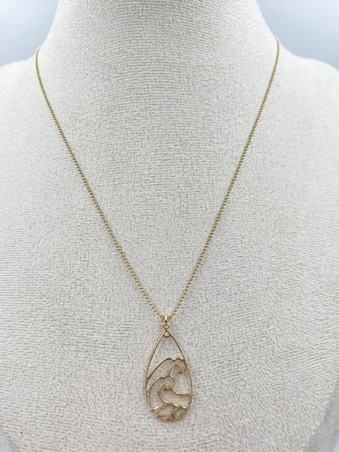 Wave Necklace